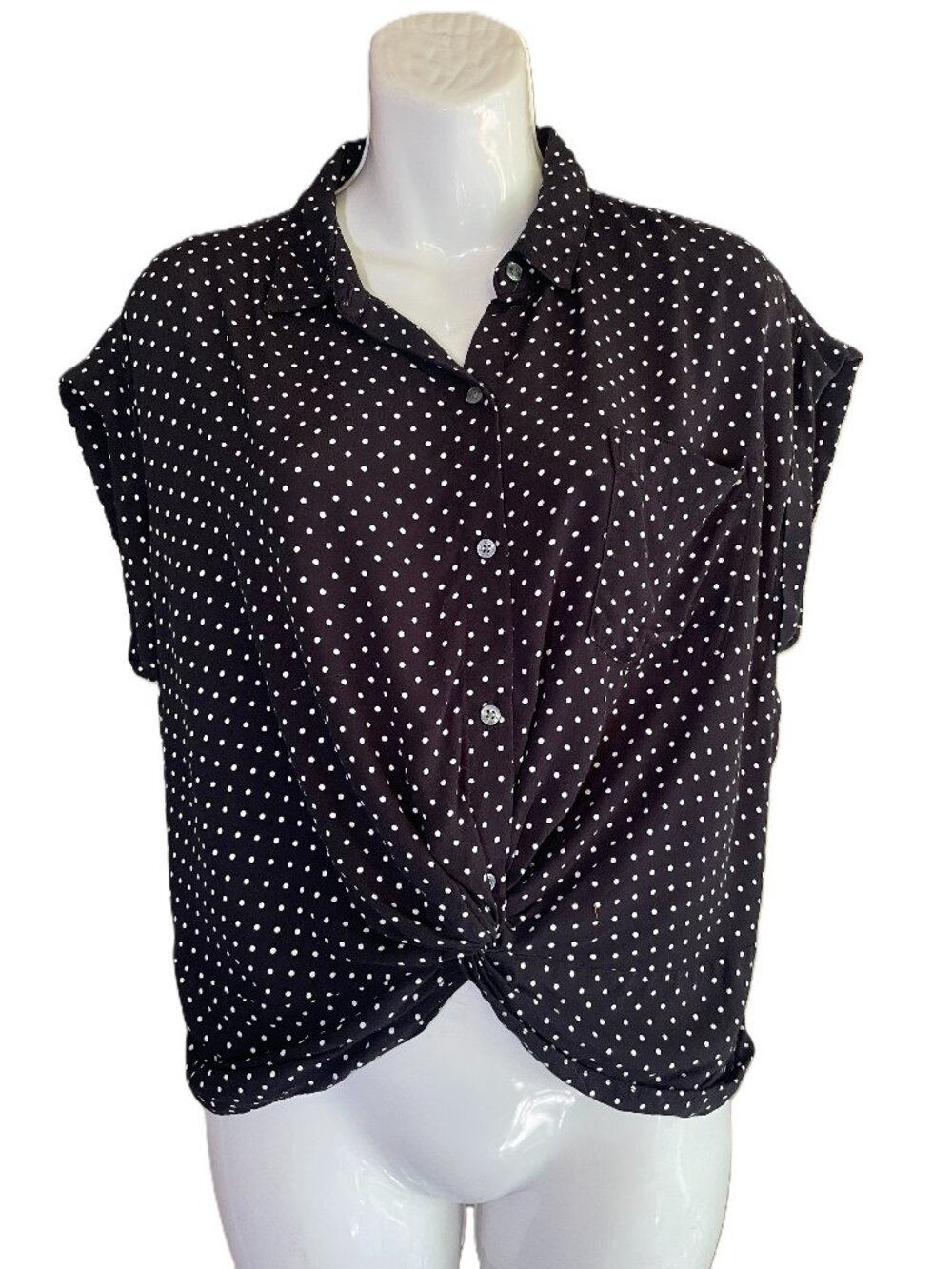 Abercrombie & Fitch Black & White Polka Dot Tuck Front Button Down Blouse Size M